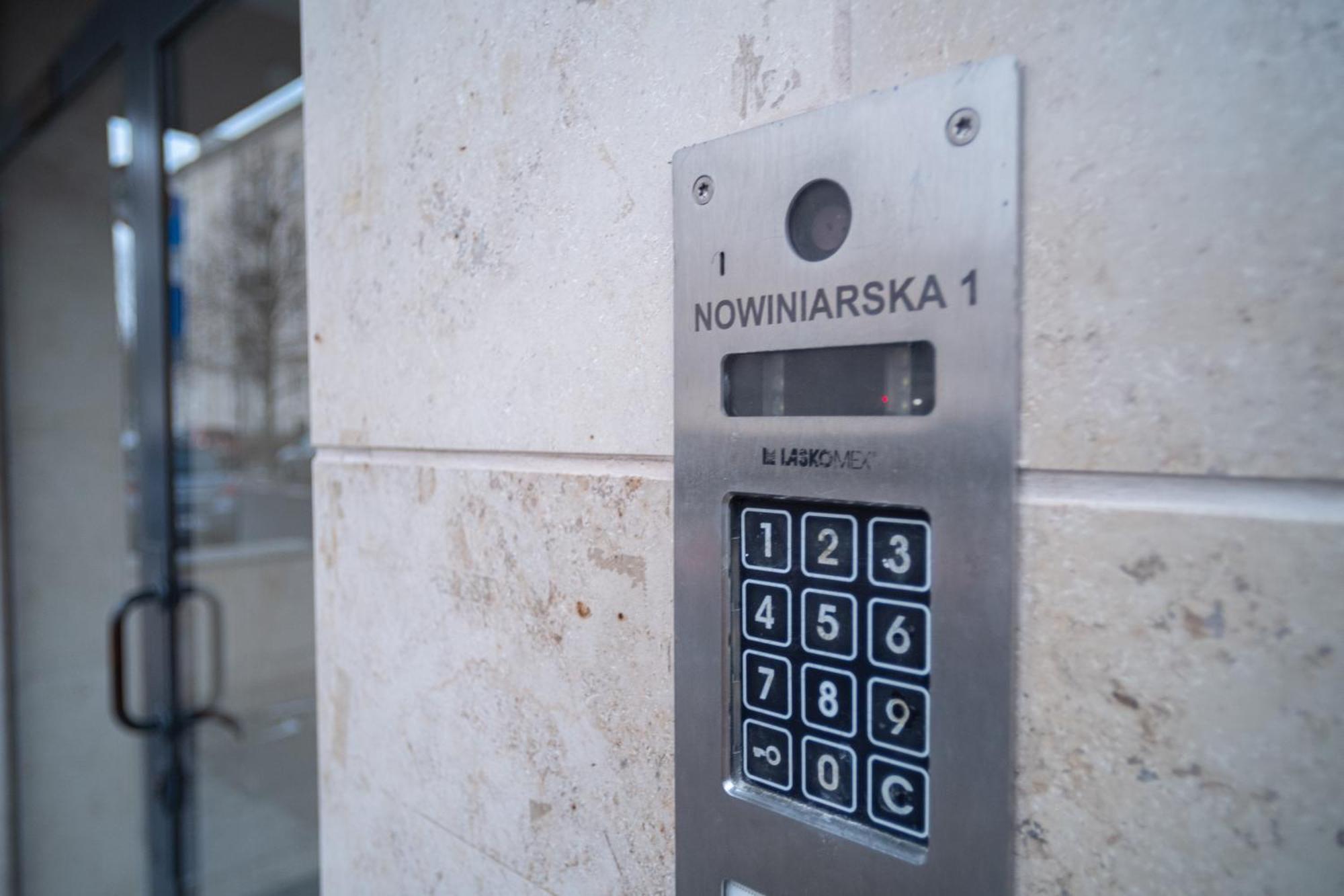 Apartrooms Near Old Town In Warsaw Dnf Done Invoice Buitenkant foto